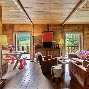 Le Refuge De Serre-chevalier, Dans Un Esprit Chalet, Commune De Le Monêtier-les-bains Le Monêtier-les-Bains